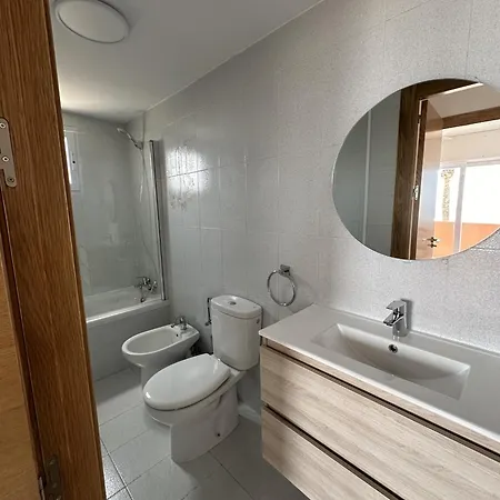 Hawaii V 1c - By Watermelon Apartment *